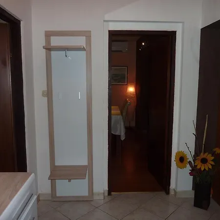 Apartment Bana Jelacica I Pag Town